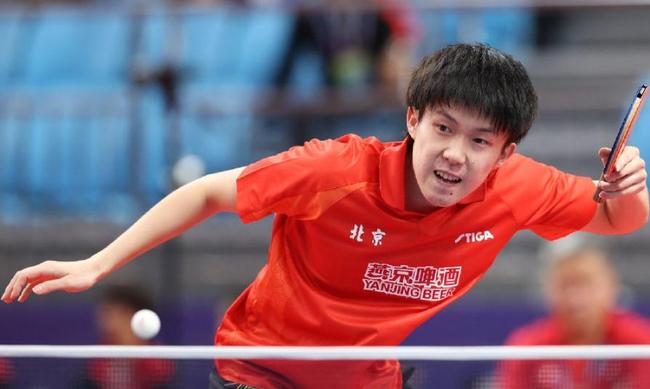 中国队在与 中国队在与