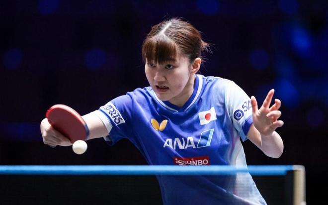 一脚出球 一脚出球